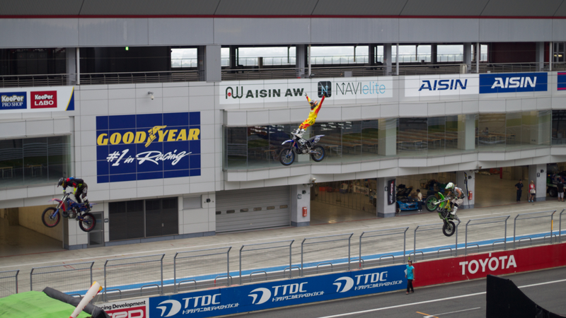 Illustration for article titled Fuji Speedway super photo dump (56k warning)